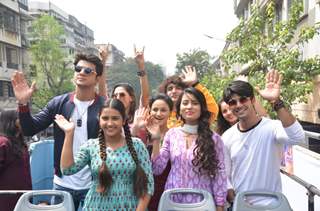 Cast of Tara from Satara exploring the streets of Mumbai!