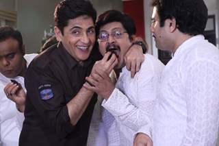 Aasif Sheikh's Birthday Celebrations on the sets of Bhabi Ji Ghar Par Hain!