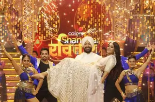 Check out the pictures from the sets of Colours’ Shandaar Ravivaar... Thumbnail