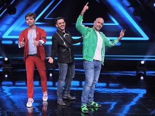 Indian Idol Judges Himesh Reshammiya & Vishal Dadlani light up the stage of India’s Best Dancer!