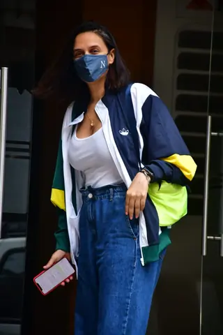 Bollywood celebrities snapped around the town! Thumbnail