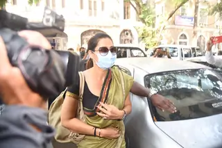Drugs case: Arjun Rampal’s sister Komal Rampal summoned by Narcotics Control Bureau Thumbnail