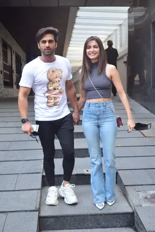 Bollywood celebrities snapped around the town! Thumbnail