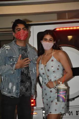 Ibrahim Ali Khan Birthday bash! Thumbnail