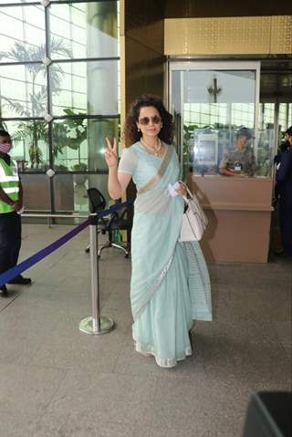 Kangana Ranaut spotted at the airport departure 