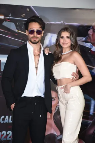 Heropanti 2 song Launch Thumbnail