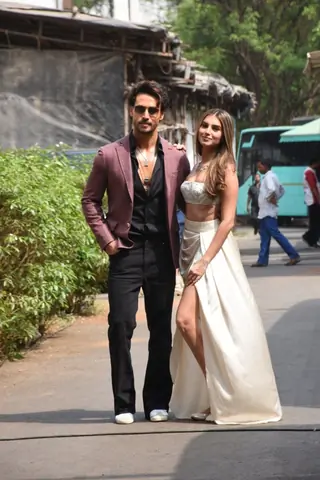 Heropanti 2 promotions  Thumbnail