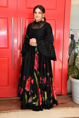 Celebrities clicked in the city  Thumbnail