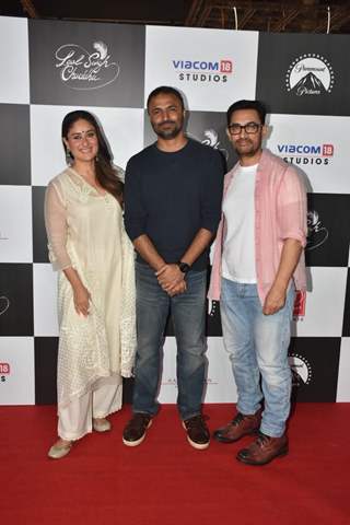 Kareena Kapoor, Aamir Khan, Saif Ali Khan and others celebs snapped at screening of Laal Sing Chaddha