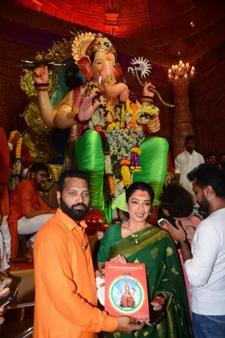 Celebrities spotted at Lalbaugcha Raja  Thumbnail