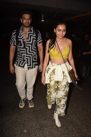 Karan Kundrra and Tejasswi Prakash spotted at the Mumbai airport