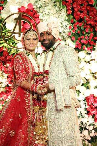 Celebrities attend Arti Singh's Wedding Ceremony thumbnail