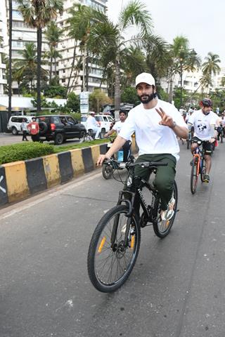 Celebrities attend Bhamla Foundation’s Green Ride Cyclothon in Bandra Thumbnail