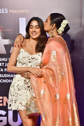 Janhvi Kapoor, Rekha, Karan Johar, Khushi Kapoor and others attend the screening of Ulajh  thumbnail