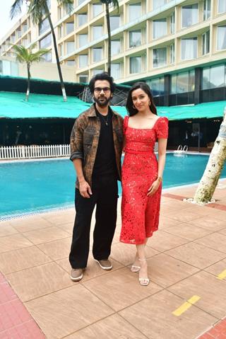 Rajkummar Rao and Shraddha Kapoor snapped promoting their film Stree 2 thumbnail