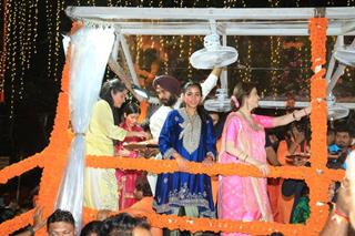 Neeta Ambani, Anant Ambani, Radhika Merchant and other celebs snapped at Ambani's Bappa Visarjan Thumbnail