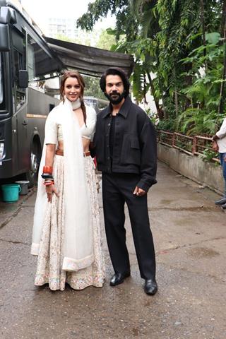 Rajkummar Rao & Triptii Dimri snapped promoting their upcoming film ‘Vicky Vidya Ka Woh Wala Video’ thumbnail