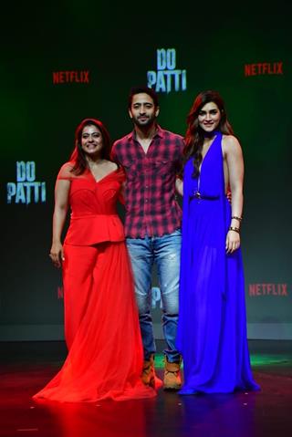 Kajol, Kriti Sanon, Shaheer Sheikh and Kanika Dhillon grace the trailer launch of 'Do Patti' thumbnail