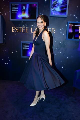 Manushi Chhillar snapped at Nykaaland event  thumbnail