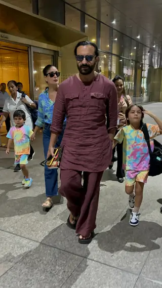 Kartik Aaryan, Saif Ali Khan and others snapped at the airport Thumbnail