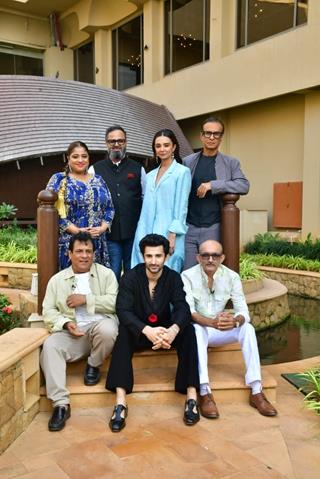 Nikkhil Advani, Sidhant Gupta and others snapped promoting their upcoming series 'Freedom at Midnight' thumbnail