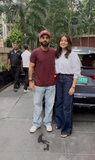 Ajay Devgn, Vidya Balan and other celebs snapped in the city  thumbnail