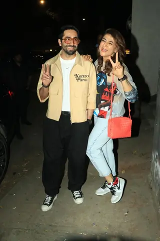 Ayushmann Khurrana and Tahira Kashyap Khurrana snapped in the city Thumbnail