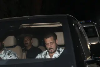 Salman Khan snapped in the city Thumbnail