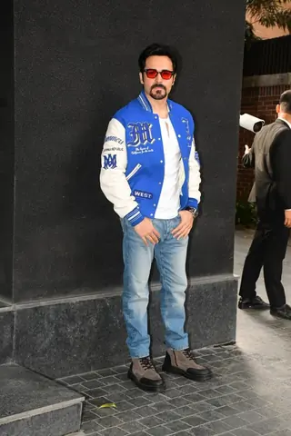 Emraan Hashmi snapped at excel entertainment  Thumbnail