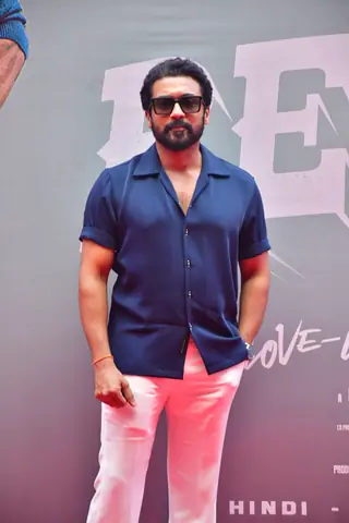 Suriya, Jayantilal Gada, Karthik Subbaraj and other celebs snapped promoting Retro Thumbnail