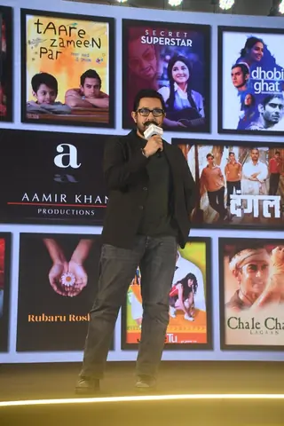 Aamir khan snapped at a Press Conference for sitaare zameen par thumbnail