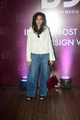 Shibani Akhtar, Rasika Dugal and others snapped at an event in Mumbai thumbnail