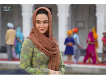 Preity Zinta  looking sweet