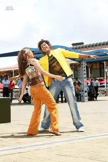 Kumar Saahil and Sneha Ullal in Kash Mere Hote movie
