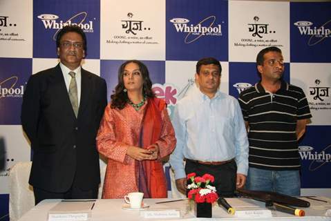 Shabana Azmi at Ek Jodi Kapada press meet at Novotel