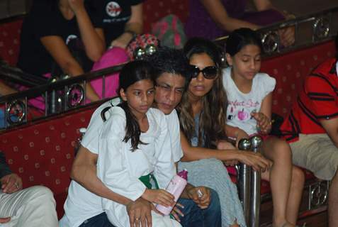Shahrukh Khan with wife Gauri at 6th National Taekwondo Competition 2010 Juniors & Sub Juniors