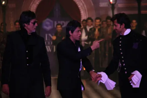 Amitabh Bachchan, Shahrukh Khan and Hrithik Roshan at HDIL India Couture Week 2010
