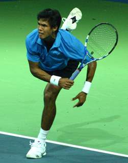 Somdev Devvarman  during his final match against Australia's Greg Jones at the 19 th Commonwealth Games,in New Delhi on Sunday