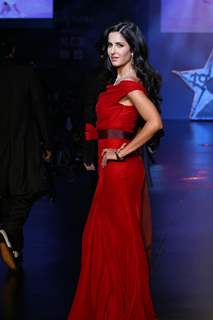 Katrina Kaif in Being Human show at HDIL India Couture Week 2010