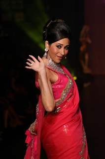 Karishma Kapoor in Being Human show at HDIL India Couture Week 2010