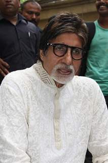 Big B Celebrates His 68th Birthday with Media