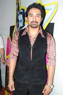 Rannvijay Singh at Navratri Dandiya 2010 in Borivali