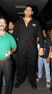 Khali arrived in India for Bigg Boss 4