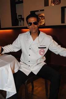 Akshay Kumar on the set of Amul Master Chef India