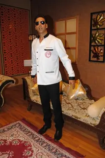 Akshay Kumar on the set of Amul Master Chef India