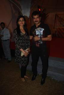 Jamnadas Majethia and Kirti Kulhari visited Sankalp Dandiya, Mumbai