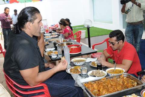 WWE Superstar The Great Khali and wife have lunch with Salman Khan