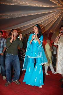 Neha Dhupia, Rajpal promote Action Replayy at Juhu Jagruti Navratri at Juhu