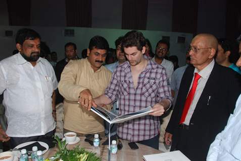 Neil Nitin Mukesh launches Lokhandwala Builders Minerva at Mahalaxmi