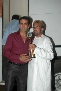 Akshay Kumar and Rajesh Khanna at Zee TV Diwali show